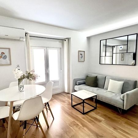 Dplace To Be - Exclusive Apartments In Historic Center มาดริด ห้อง รูปภาพ