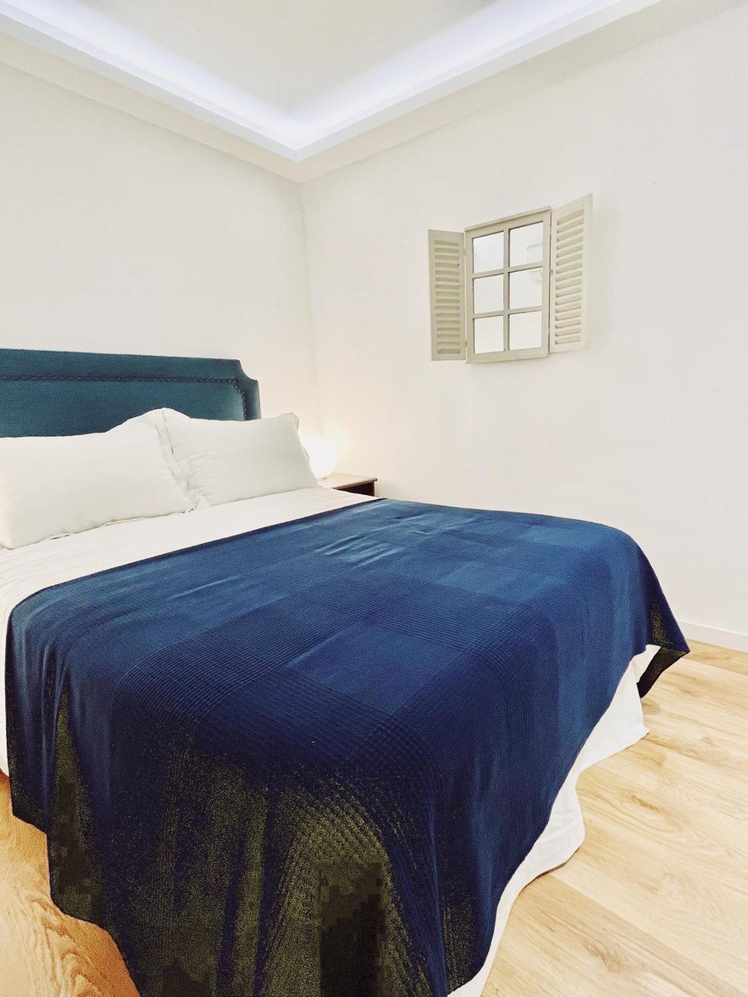 Dplace To Be - Exclusive Apartments In Historic Center มาดริด ห้อง รูปภาพ